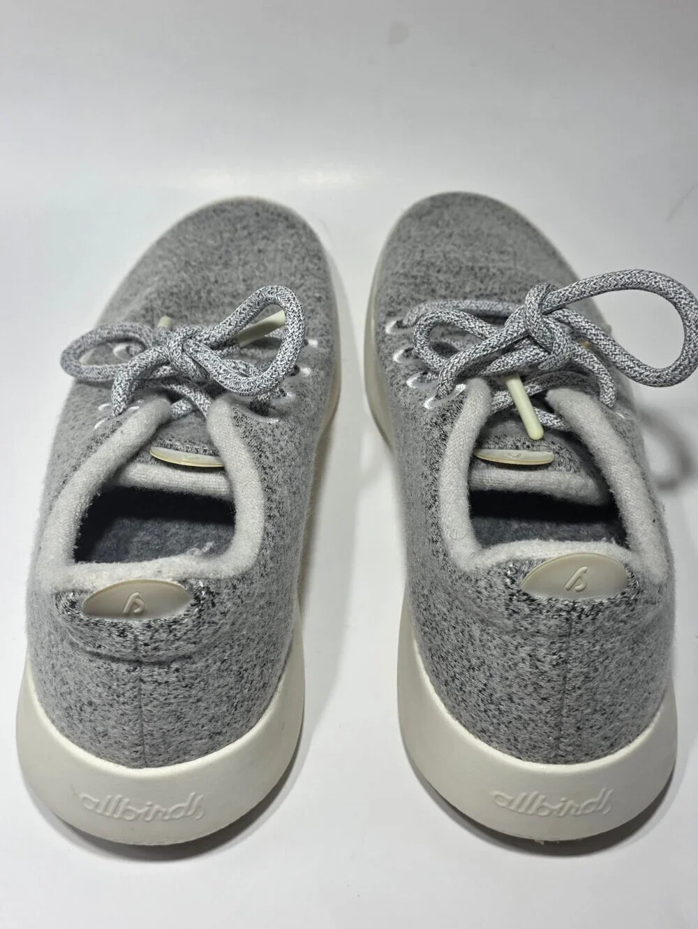 Allbirds Wool Runners Womens Size 9 Gray White Athletic Running Shoes Sneakers